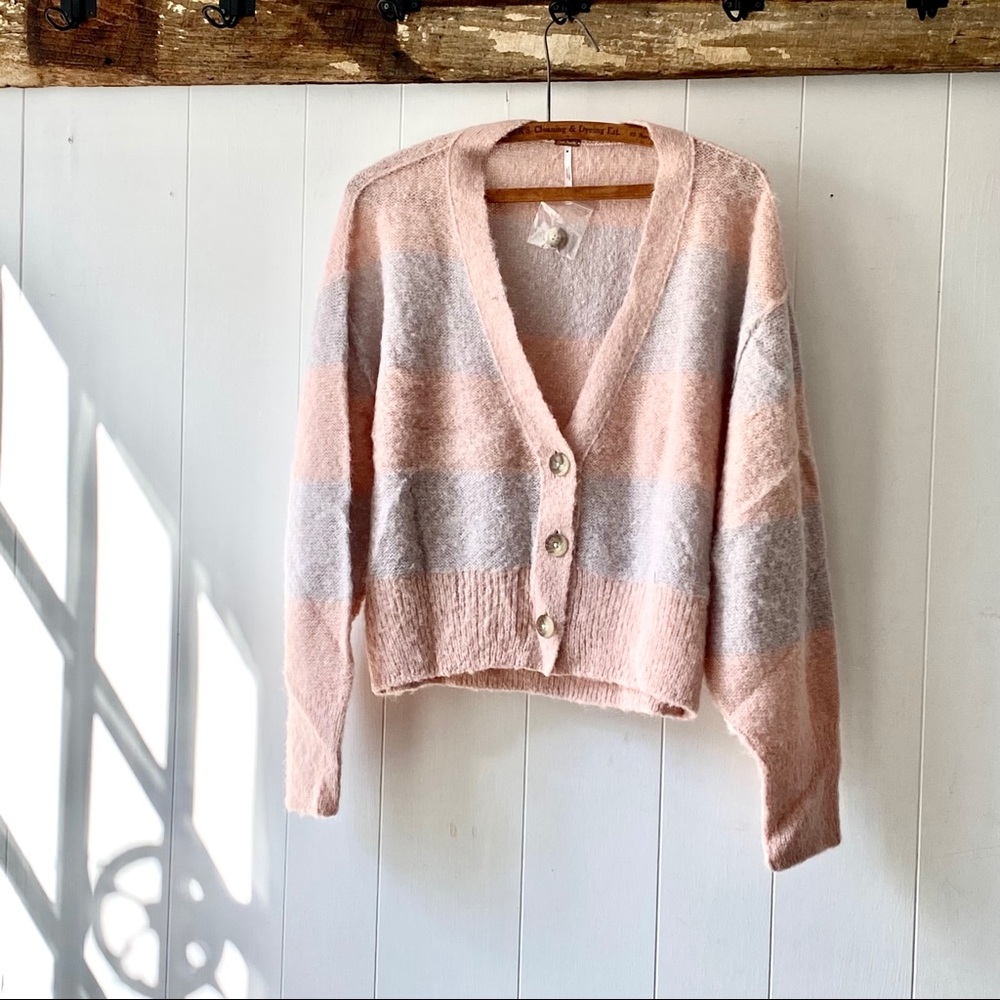 Free People Eclair Oversized Cardi NEW Pink XS - Picture 2 of 5